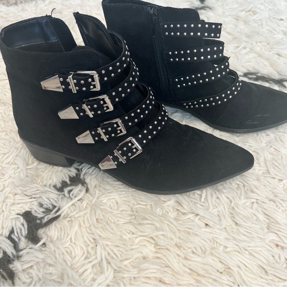 EXPRESS - studded boots